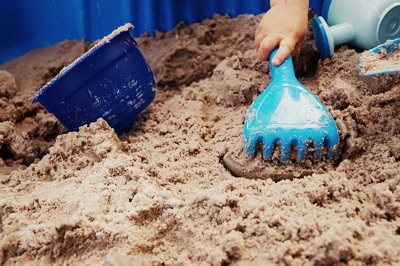 Sandspielzeug im Sand